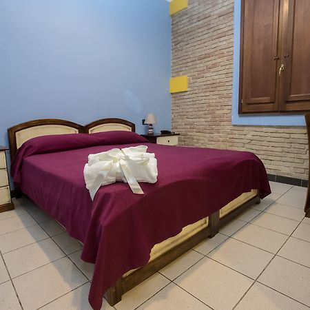 Arcobaleno Rooms Кальяри Экстерьер фото