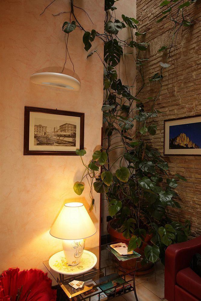 Arcobaleno Rooms Кальяри Экстерьер фото