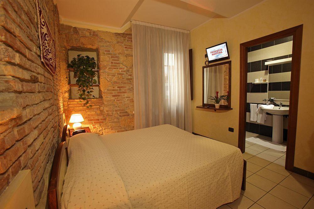 Arcobaleno Rooms Кальяри Экстерьер фото